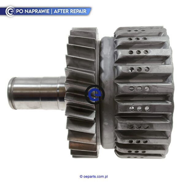 Refurbished McCormick clutch basket